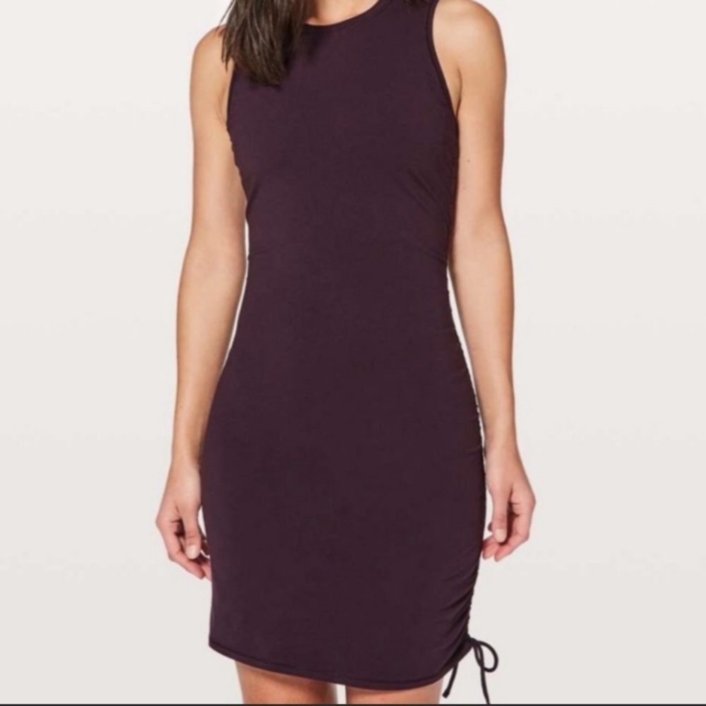 Lululemon cinch it dress size 4